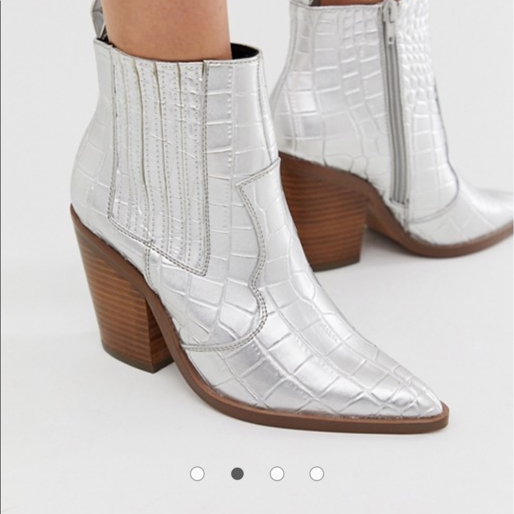 ASOS Elliot western boots in sliver US7
